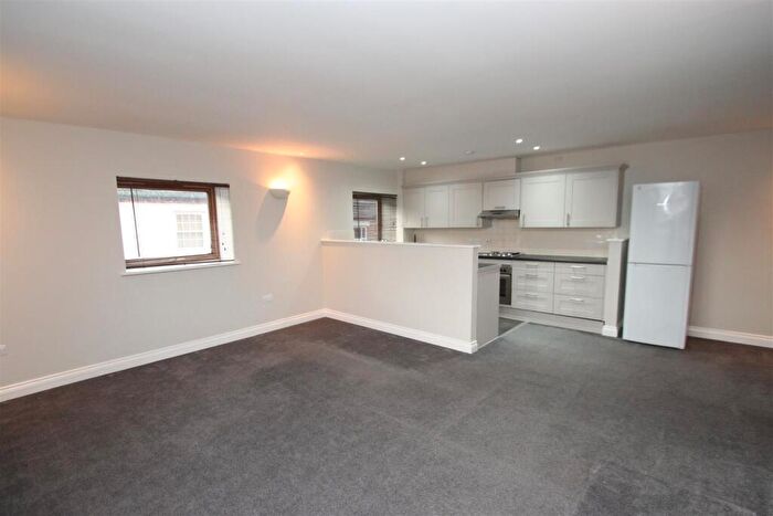 1 Bedroom Flat To Rent In Alfred Street, Rushden, NN10