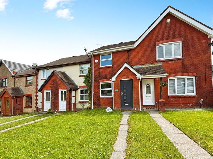 2 Bedroom Property To Rent In Bryncelyn, Swansea, SA6