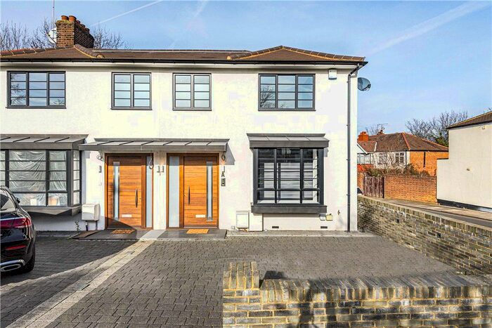 3 Bedroom End Of Terrace House To Rent In Twyford Abbey Road, London, NW10