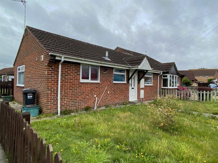 2 Bedroom Bungalow To Rent In Kenn Close, Weston-Super-Mare, BS23