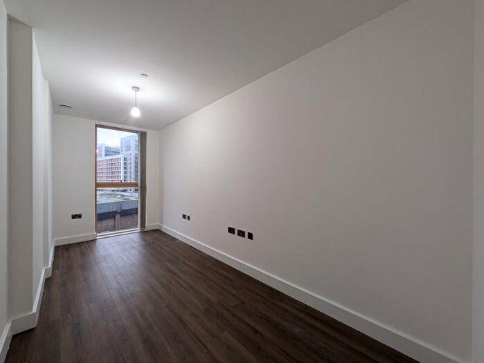 3 Bedroom Flat To Rent In Swanton Court, Jerrard Street, SE13