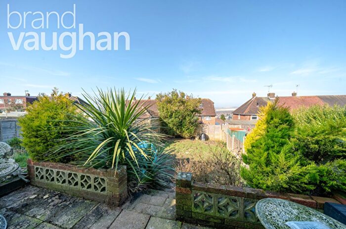 2 Bedroom Flat To Rent In Fernhurst Crescent, Brighton, BN1