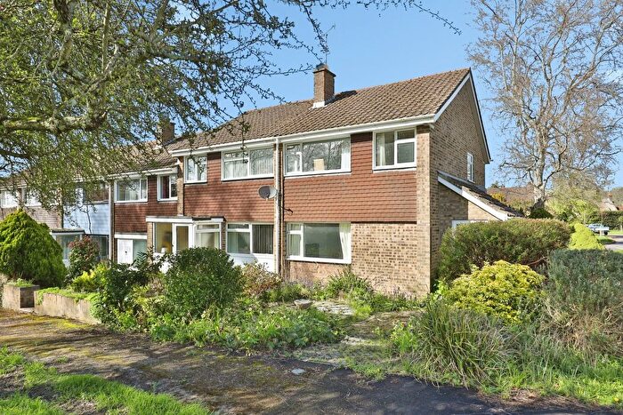 3 Bedroom End Of Terrace House For Sale In Chichester Road, Ringwood, Hampshire, BH24