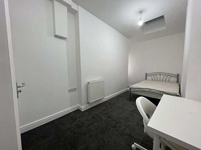 Studio To Rent In Alfreton Road, Nottingham, Nottinghamshire, NG7