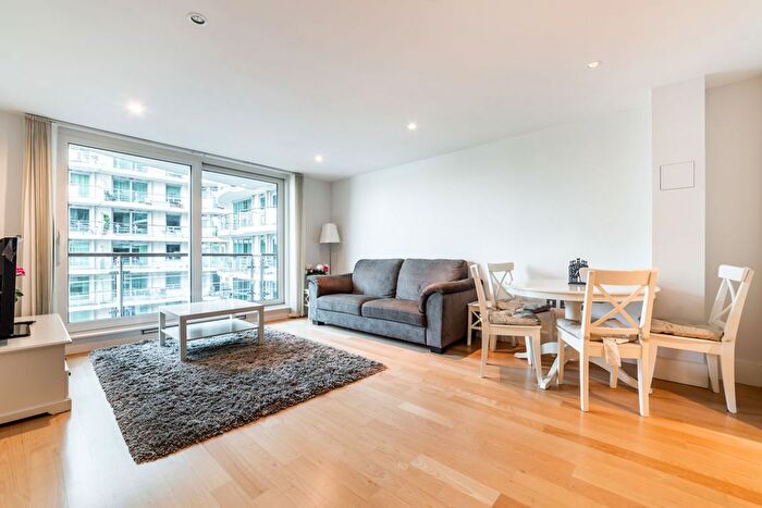 2 Bedroom Flat To Rent In St. George Wharf, London, SW8