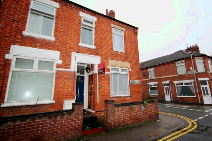 2 Bedroom Terraced House To Rent In King Street, Kettering, NN16
