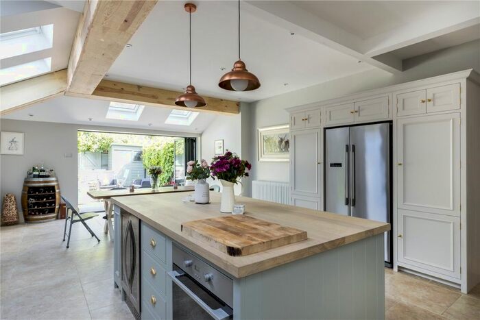 3 Bedroom Terraced House To Rent In Grantham Road, London, W4