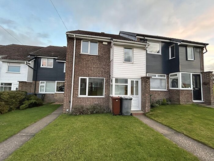 3 Bedroom Terraced House To Rent In Rud Broom Close, Sheffield, South Yorkshire, S36