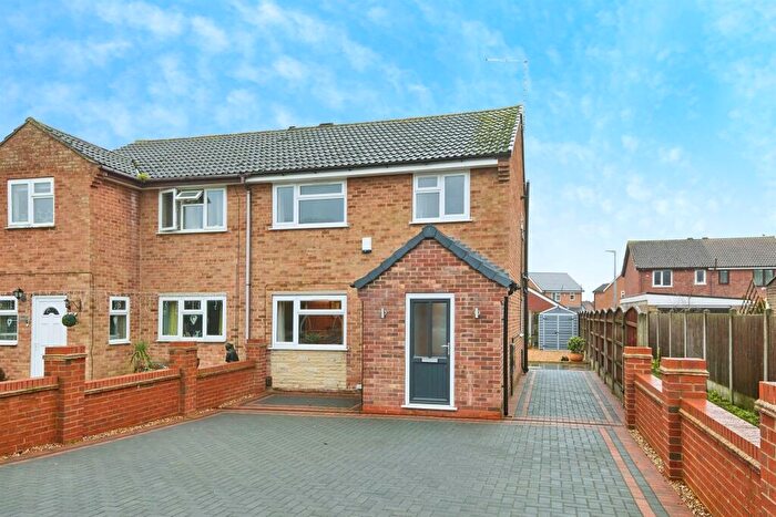 3 Bedroom Semi-Detached House For Sale In Jarvis Road, Stenson Fields, Derby, DE24