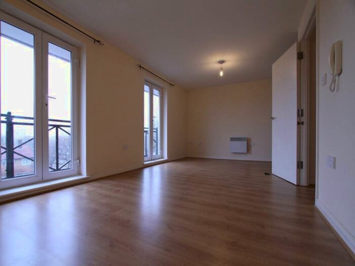 1 Bedroom Flat To Rent In Hermitage Close, Abbeywood, London, SE2