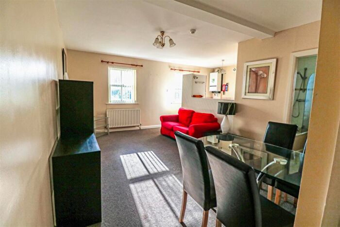 1 Bedroom Flat To Rent In Flat, Millhouse Court, Dalton, Rotherham, S65