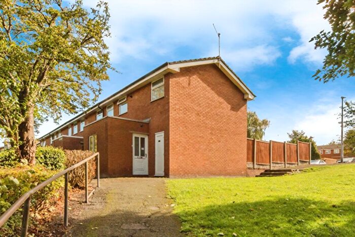 2 Bedroom End Of Terrace House For Sale In Badger Avenue, Crewe, Cheshire, CW1