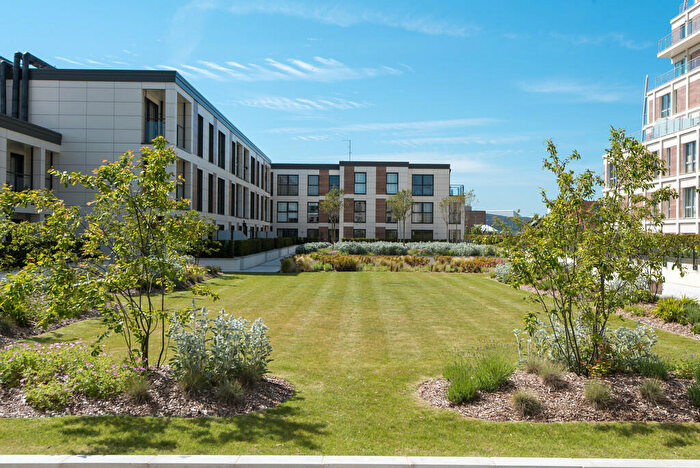 2 Bedroom Apartment To Rent In Down Hall Road, Kingston Upon Thames, KT2