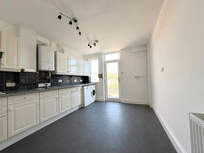 3 Bedroom Bungalow To Rent In Blendon Road, DA5