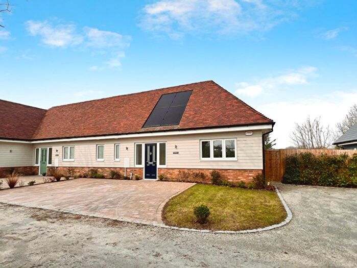 3 Bedroom Bungalow For Sale In The Old Workshop, Little Surrenden, Bethersden, TN26