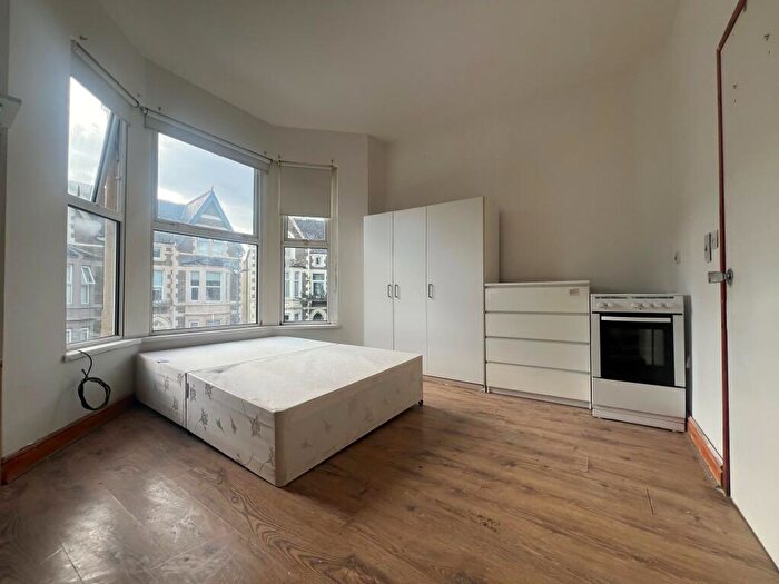 1 Bedroom Apartment To Rent In Connaught Road, Cardiff, CF24