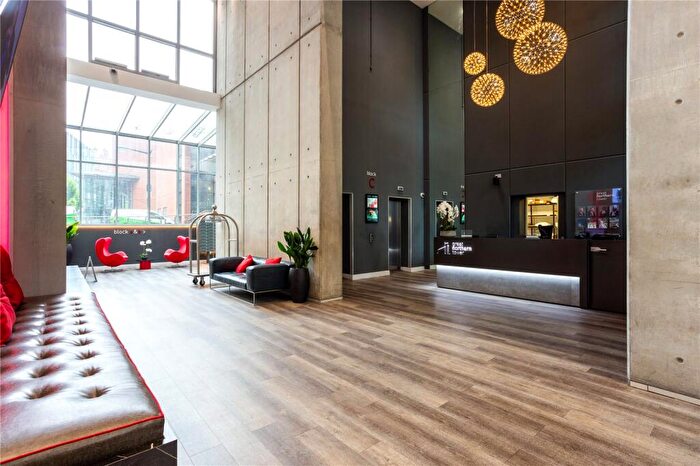 2 Bedroom Apartment For Sale In Great Northern Tower, Watson Street, Manchester, Greater Manchester, M3