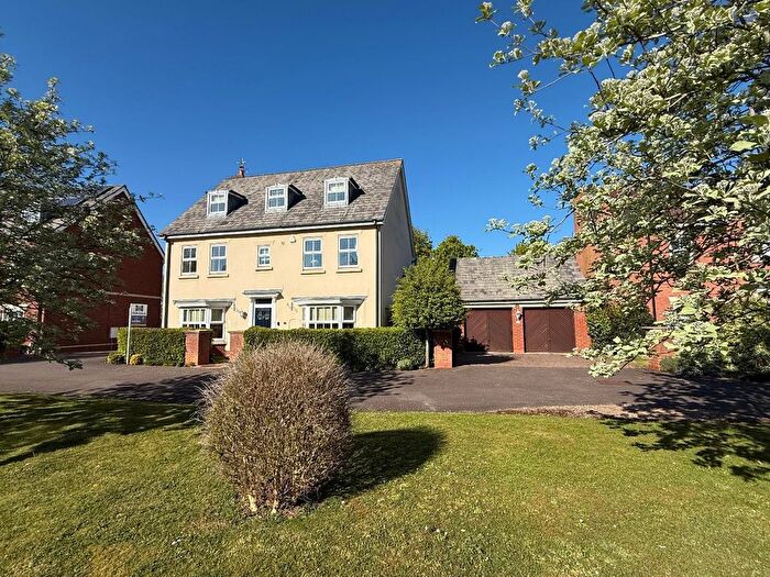 6 Bedroom Detached House For Sale In The Hall Close, Dunchurch, Rugby, CV22