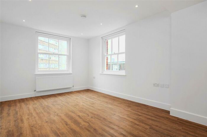 1 Bedroom Apartment To Rent In St Mark's Apartments, City Road, London, EC1V