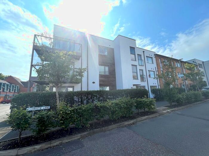 2 Bedroom Flat To Rent In Christie Lane, Salford, M7