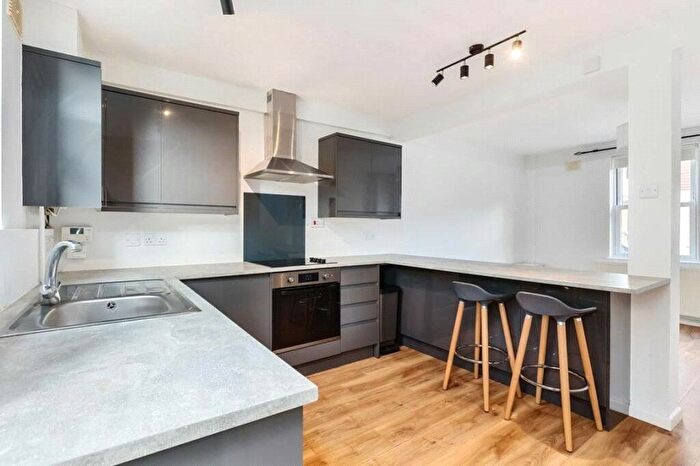 2 Bedroom Terraced House To Rent In Bradbourne Road, Sevenoaks, TN13