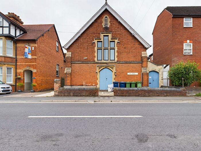 2 Bedroom Flat To Rent In The Annexe, Barton Road, Tewkesbury, GL20