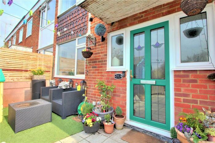 3 Bedroom Maisonette To Rent In Fleet Road, Fleet, GU51