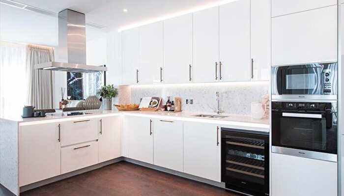 3 Bedroom Flat To Rent In Charles Clowes Walk, London, SW11