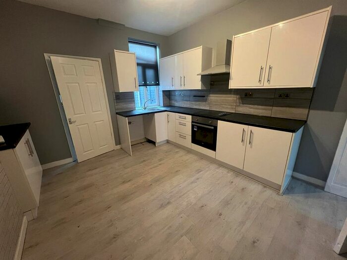 2 Bedroom Semi-Detached House To Rent In Victoria Road, Royston, Barnsley, S71