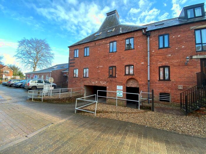 Studio To Rent In Dereham, NR19