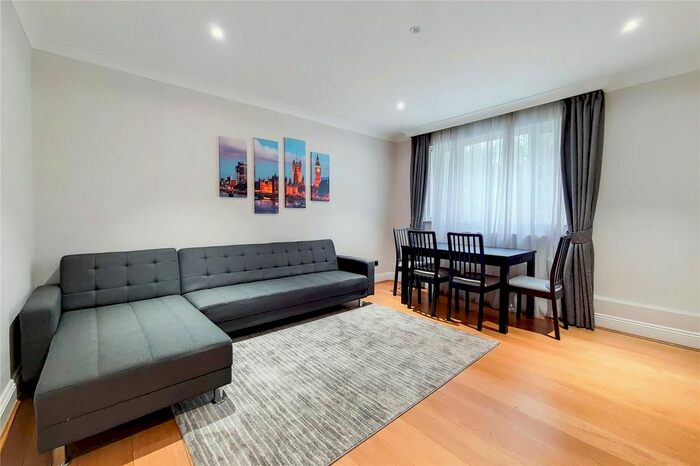 2 Bedroom Flat To Rent In Radley House, Park Road, London, NW1