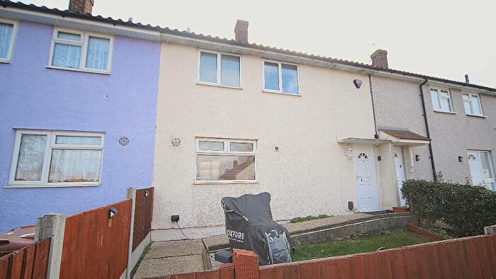 2 Bedroom Terraced House For Sale In Plaistow Close, Stanford-Le-Hope, Essex, SS17