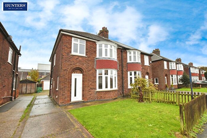 3 Bedroom House For Sale In Newland Avenue, Scunthorpe, DN15