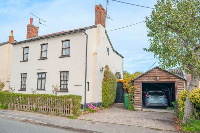 5 Bedroom Detached House For Sale In Bran End, Stebbing, Dunmow, CM6