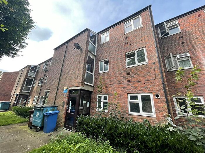 1 Bedroom Flat To Rent In Hunter Walk, Borehamwood, WD6