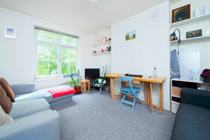 1 Bedroom Flat To Rent In Waterloo Terrace, London, N1