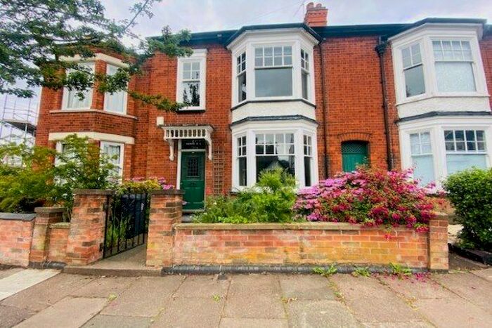 3 Bedroom Property To Rent In Knighton Church Road, Leicester, LE2