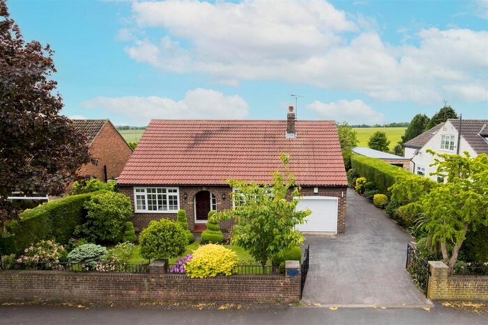4 Bedroom Detached Bungalow To Rent In Sand Lane, South Milford, Leeds, LS25