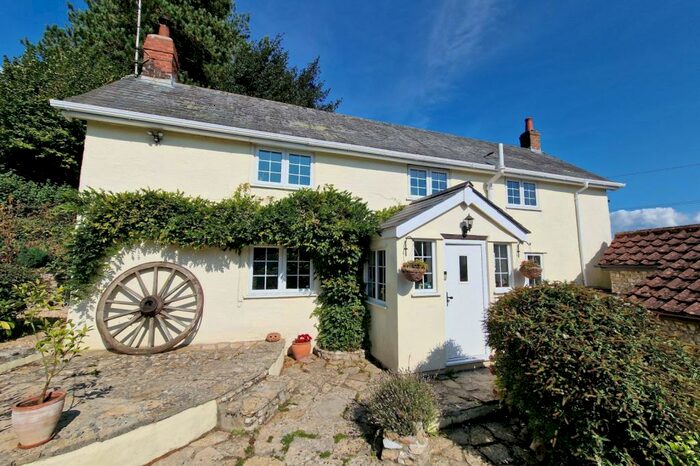 4 Bedroom Detached House For Sale In Charmouth, DT6