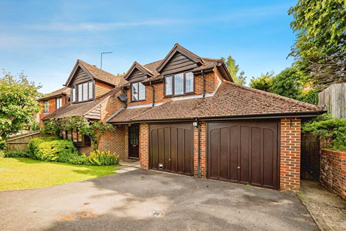 4 Bedroom Detached House For Sale In Magpie Close, Flackwell Heath, High Wycombe, HP10