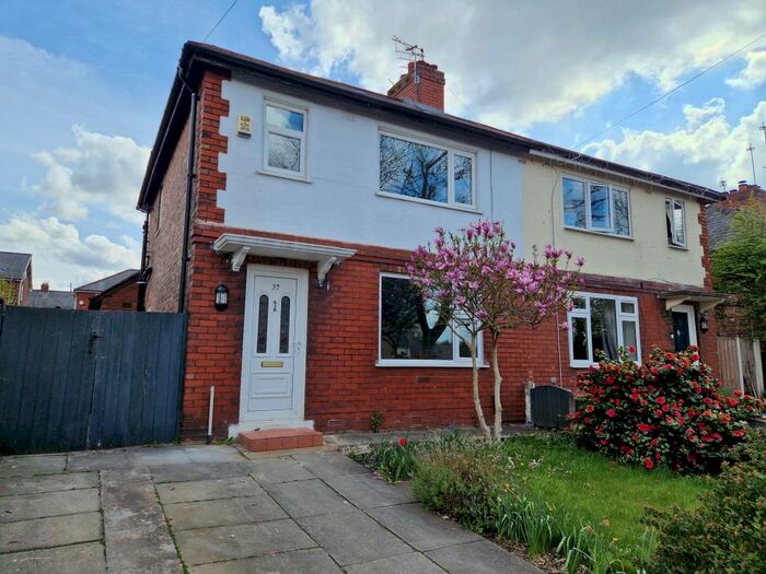 3 Bedroom House To Rent In Laburnum Road, Walkden, M28