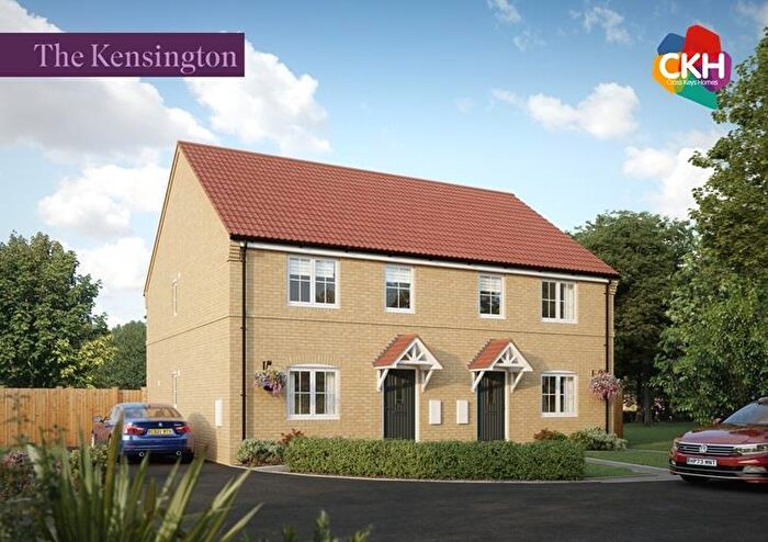 4 Bedroom Semi-Detached House For Sale In Cask Close, Donington, PE11