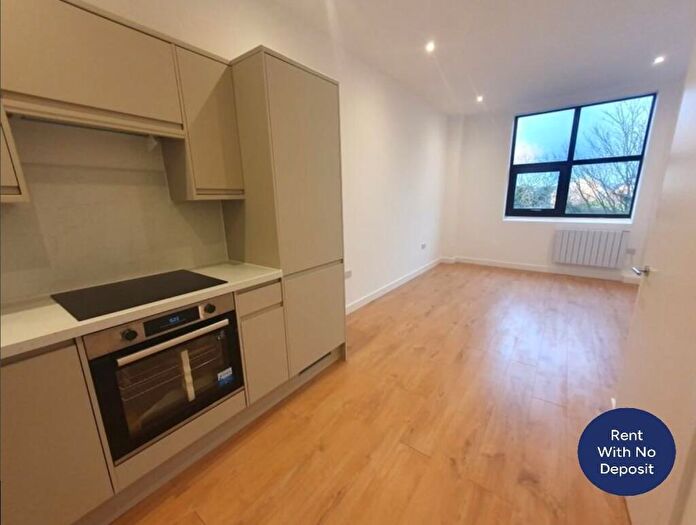 1 Bedroom Flat To Rent In Bay View, Wraik Hill, Whitstable, Kent, CT5