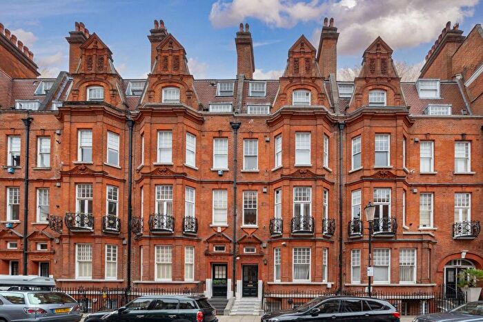 2 Bedroom Flat For Sale In Culford Gardens, Chelsea, SW3