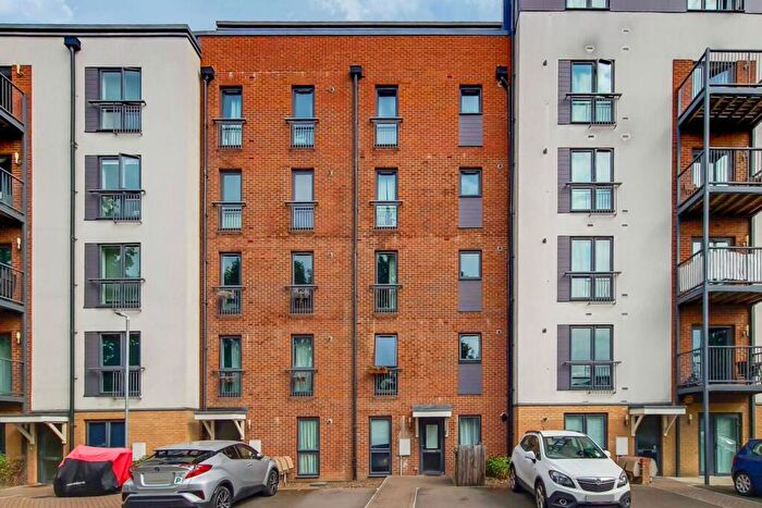 2 Bedroom Flat To Rent In Fairthorn Road, Charlton, London, SE7