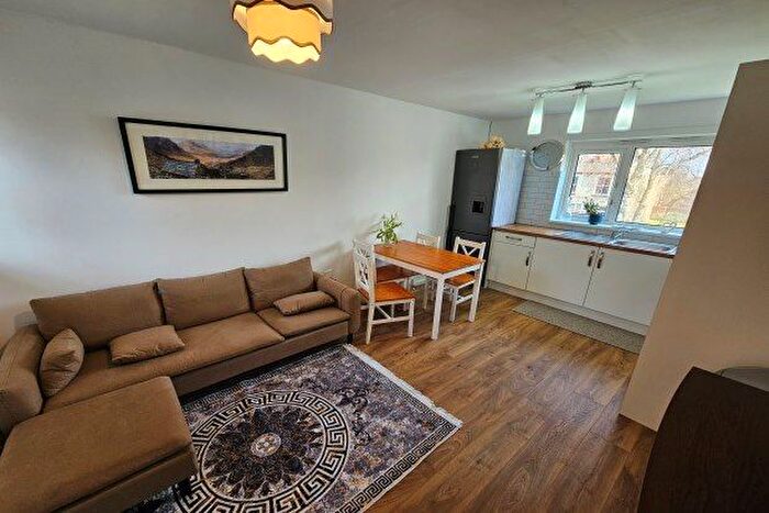 2 Bedroom Maisonette To Rent In Icknield Port Road, Birmingham, B16