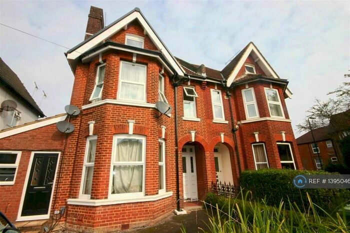 1 Bedroom Flat To Rent In Howard Road, Southampton, SO15