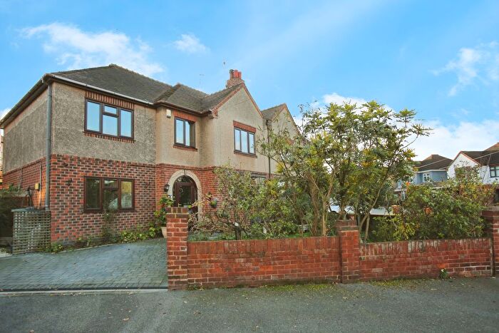 5 Bedroom Semi Detached House For Sale In Daniel Road, Mancetter, CV9