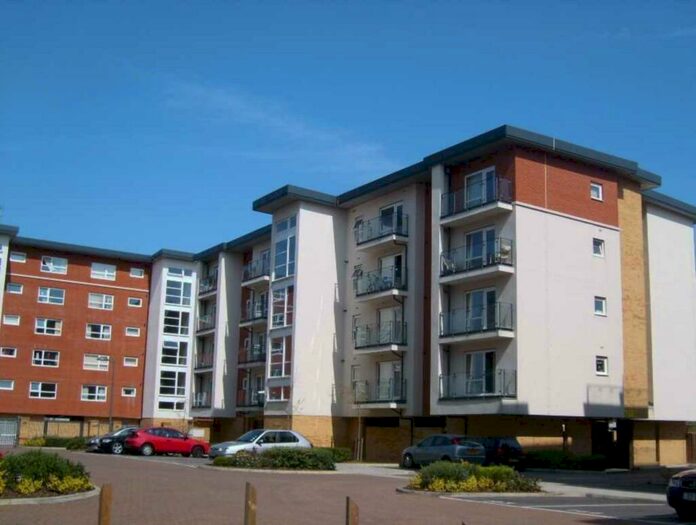 2 Bedroom Flat To Rent In Clarkson Court, Hatfield, AL10