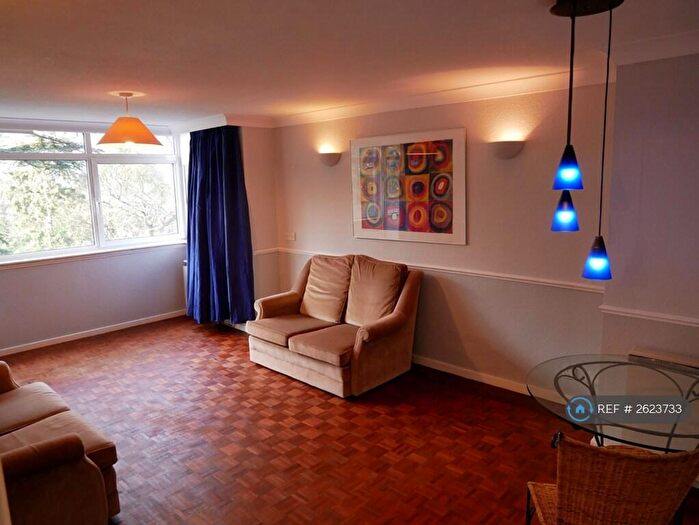 2 Bedroom Flat To Rent In Bassett Avenue, Southampton, SO16